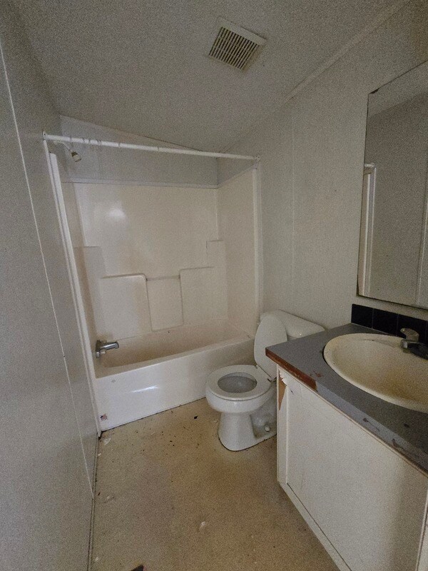 Building Photo - 2416 Cattail Cir