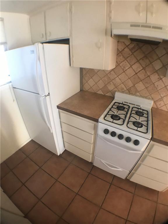 Building Photo - 2610 Salado St