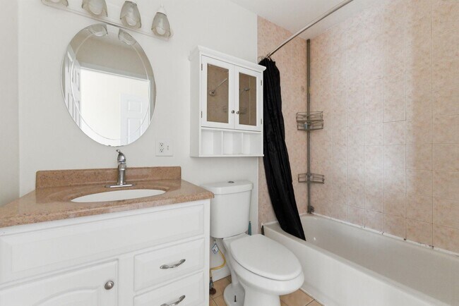 Building Photo - 46 Armstrong Ave