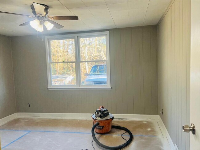 Building Photo - 4388 Redwood St