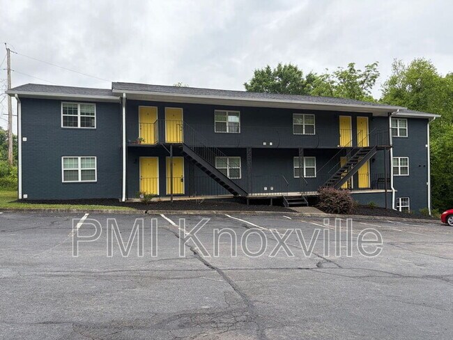 Building Photo - 123 Ingersoll Ave