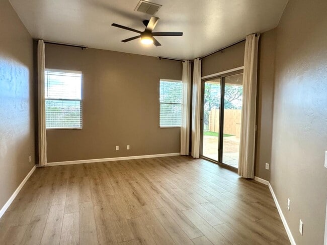 Building Photo - 13743 N High Mountain View Pl