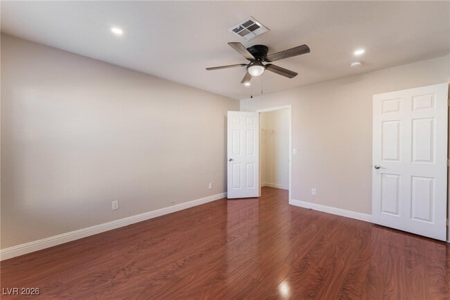 Building Photo - 8449 Majestic View Ave