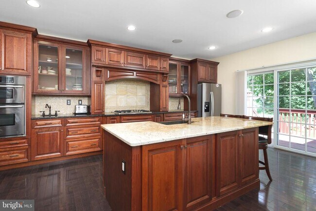 Building Photo - 22 Stonewall Cir