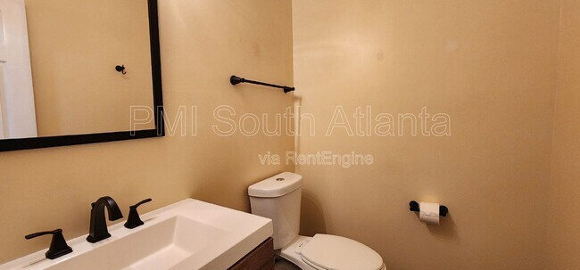 Building Photo - 7298 Wagon Wheel Ct