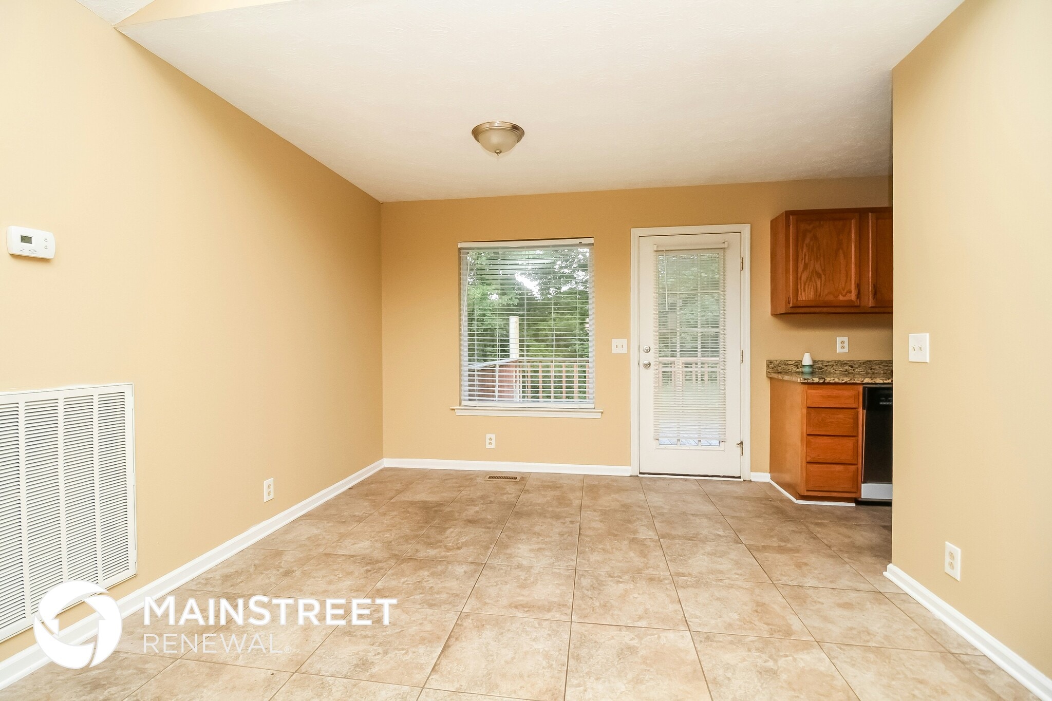 Building Photo - 508 Ashlawn Cir