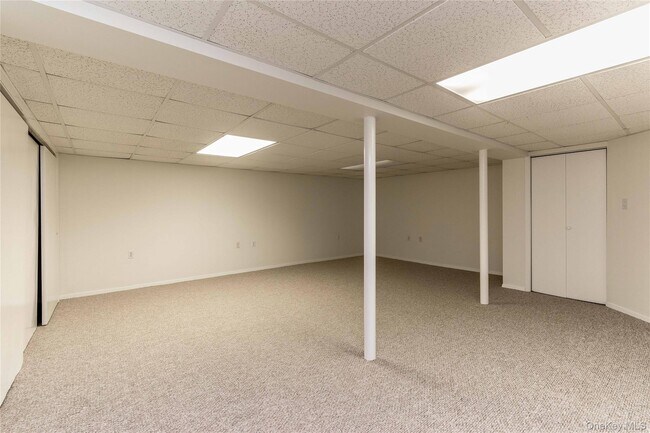 Building Photo - 35 B S Norwood Rd