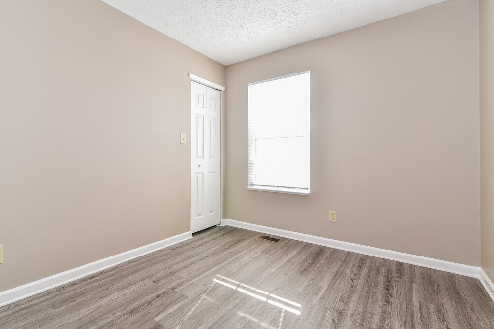 Building Photo - 8124 Painted Pony Dr