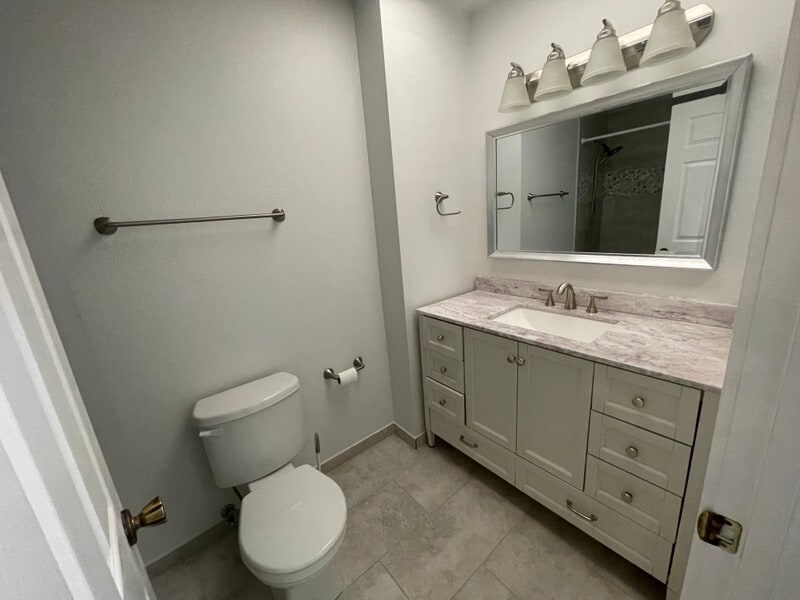 Building Photo - 1442 E Sandy Hills Dr
