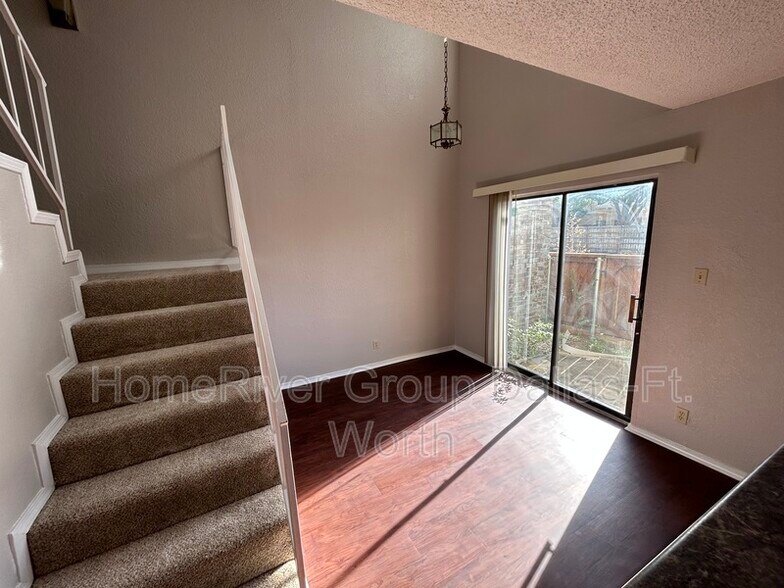 Building Photo - 4748 Old Bent Tree Ln