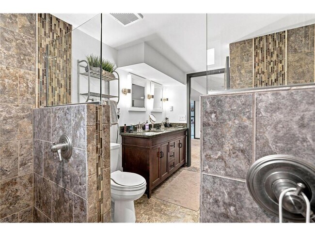 Building Photo - 4424 W 70th St