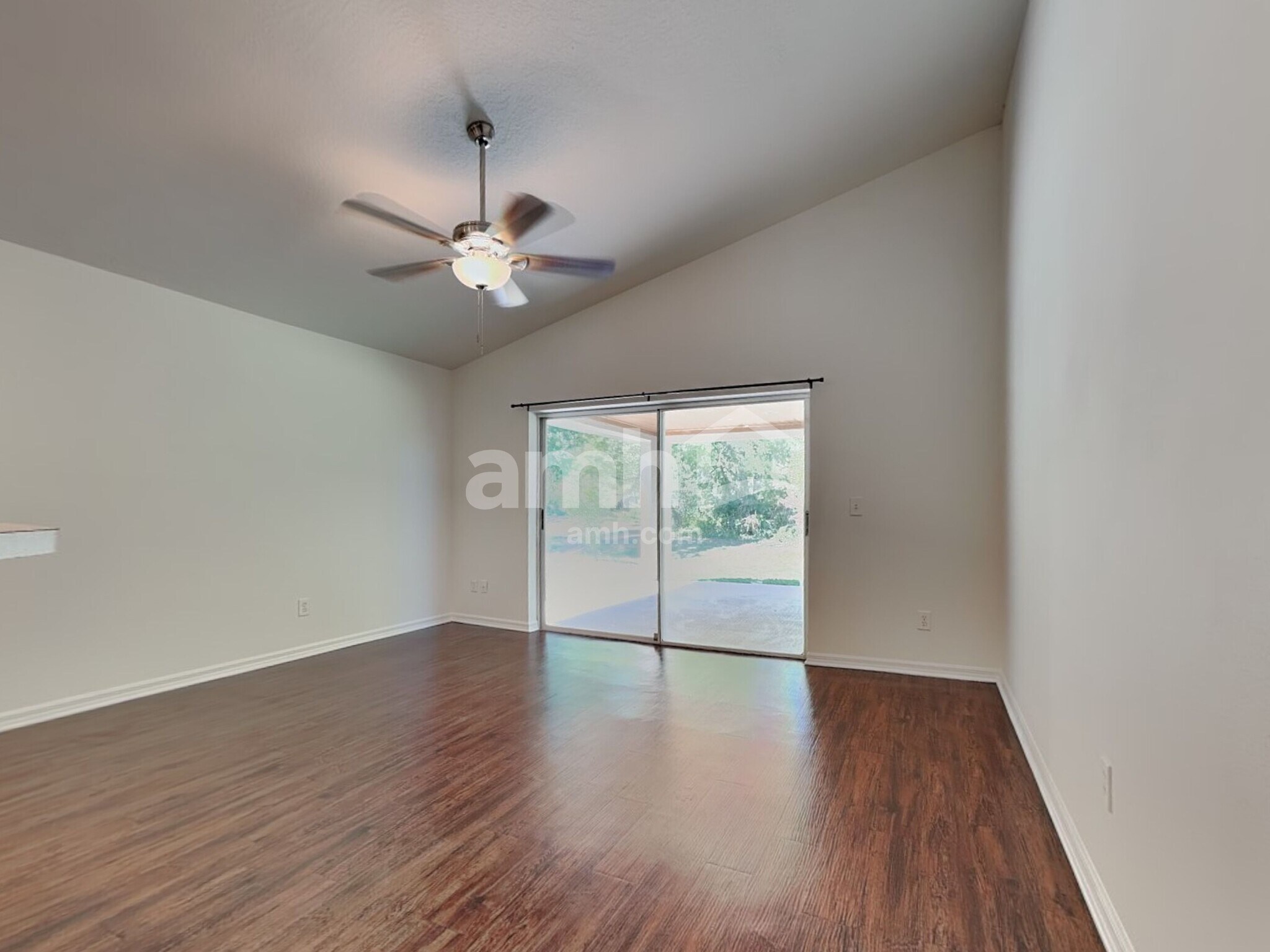 Building Photo - 15004 Shaw Rd