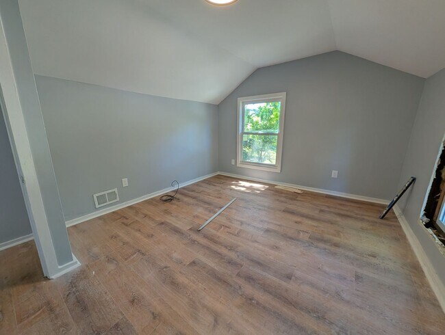 Building Photo - Charming 6-Bedroom 2-Bathroom Home in Asbury Park!