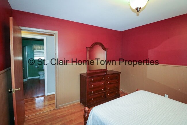 Building Photo - Ragland Rental