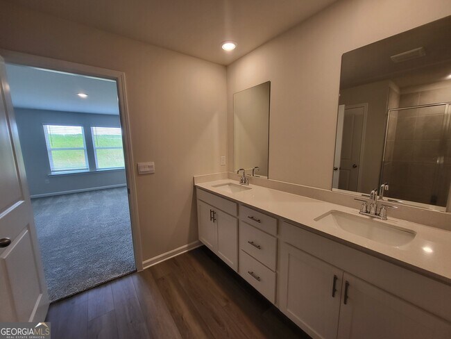 Building Photo - 250 Sope Crk Cir