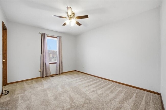 Building Photo - 725 Mill Landing Rd