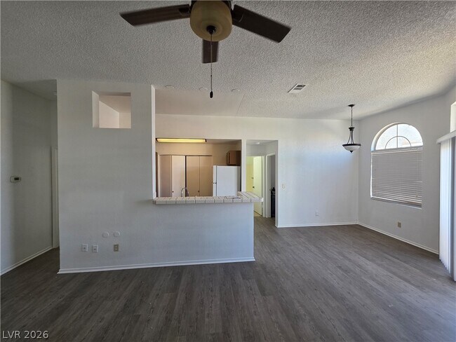 Building Photo - 3150 N Soft Breezes Dr