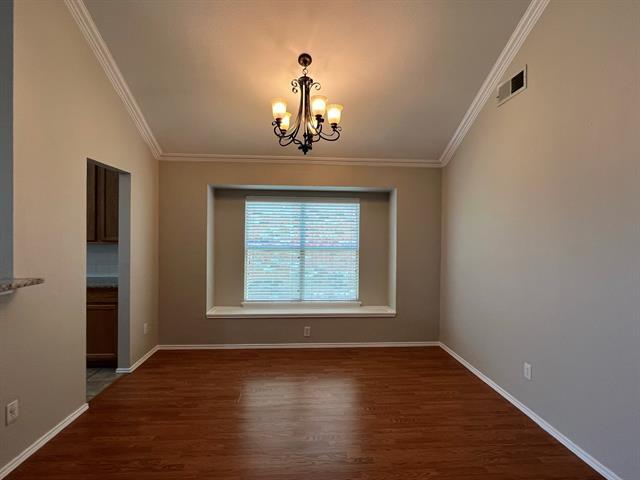 Building Photo - 217 Willowlake Dr