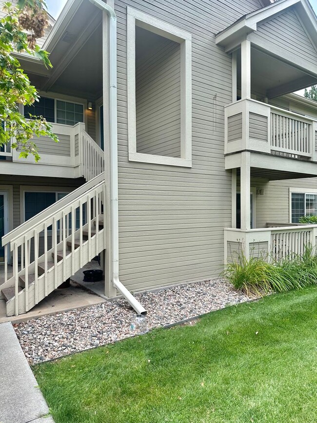 Building Photo - 1225 W Prospect Rd