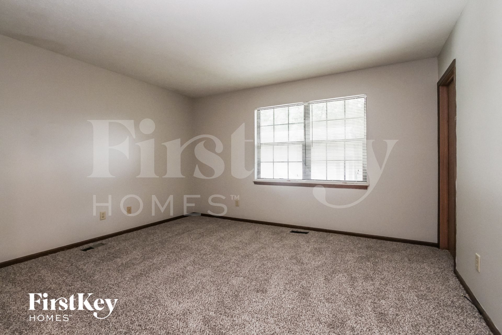 Building Photo - 5132 Carob Ct