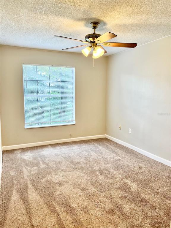 Building Photo - 6065 Village Cir S
