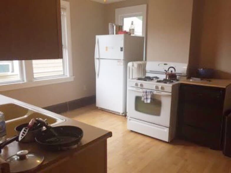 Building Photo - 2958 N Prospect Ave