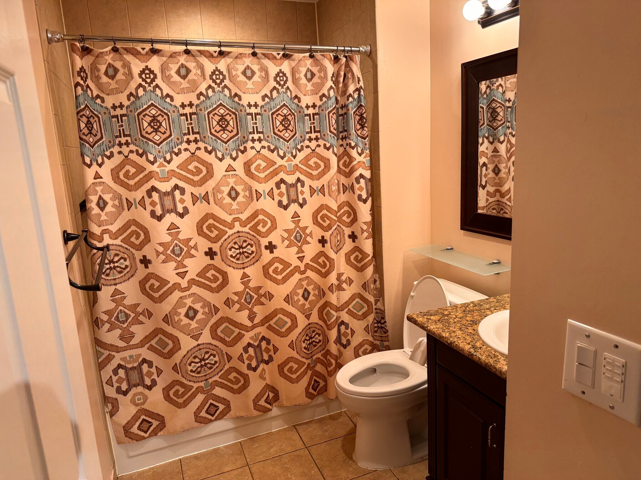 Primary bathroom - 5604 Tinder