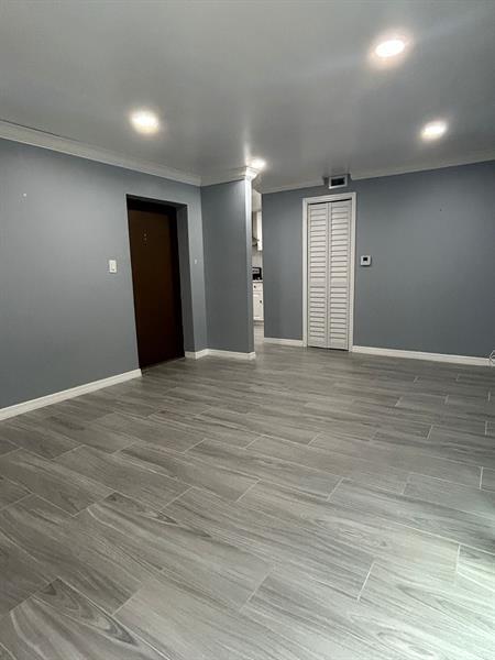 Building Photo - 1313 SW 8th Ct