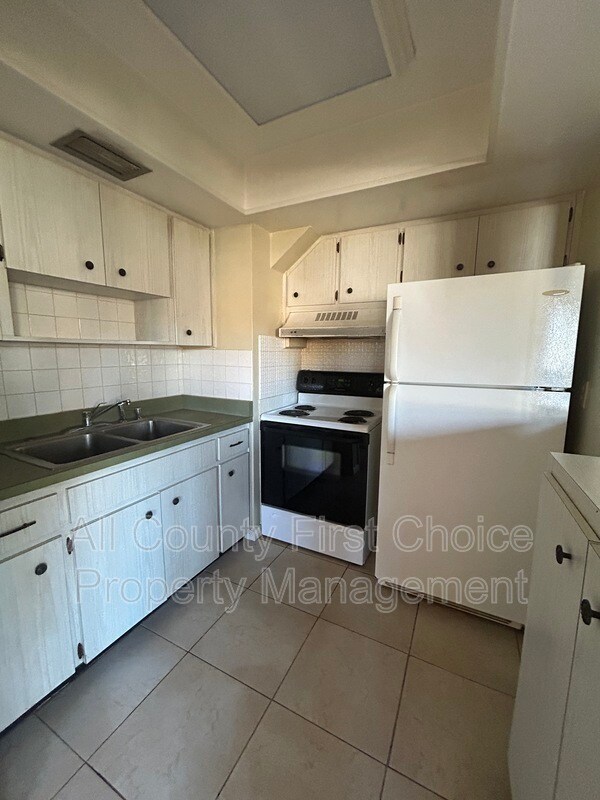 Building Photo - 55 Wertz Dr