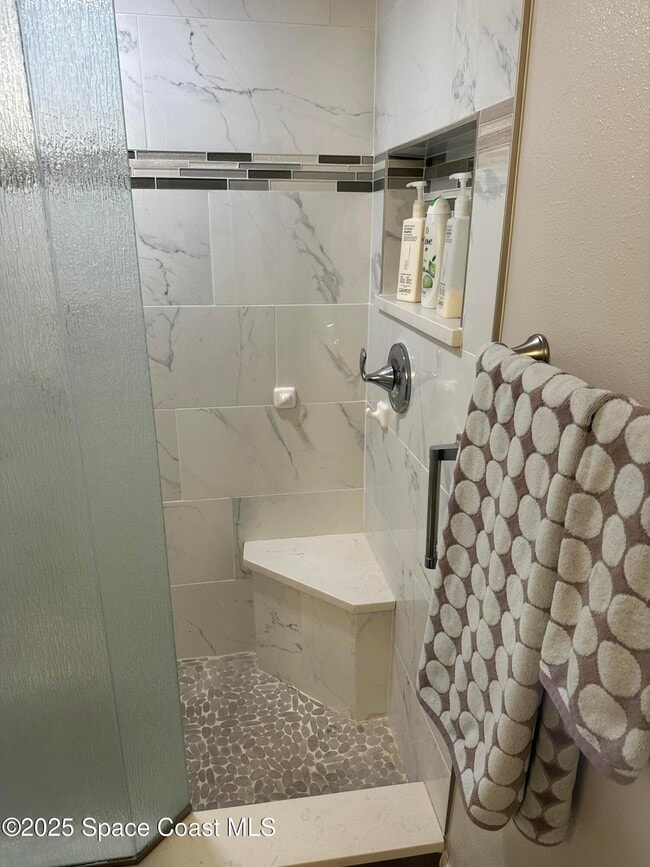 Building Photo - 4850 Ocean Beach Blvd