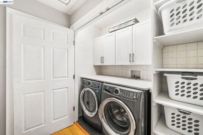 Building Photo - 4262 Tamur Ct