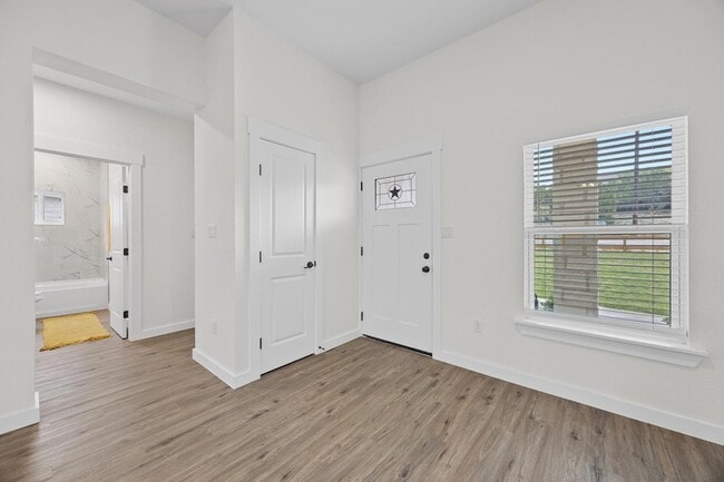 Building Photo - 17701 Village Dr