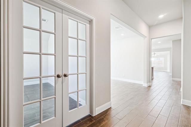 Building Photo - 405 Portina Dr