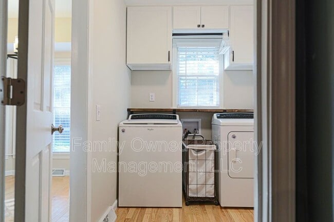 Building Photo - 122 Botany Bay Blvd