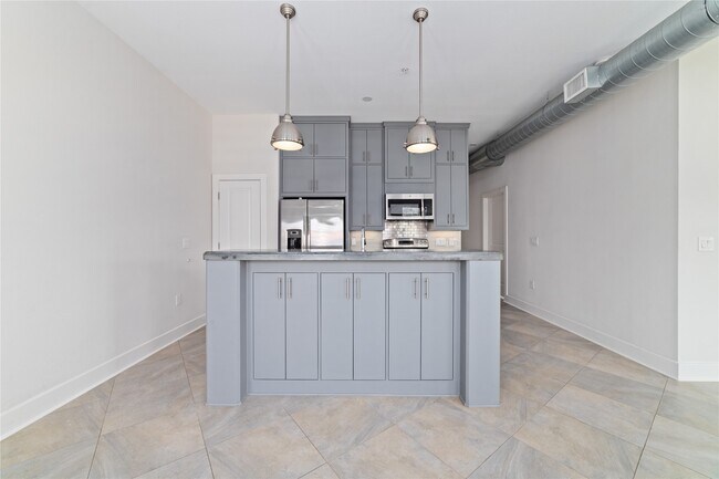 Building Photo - 1011 Studemont St