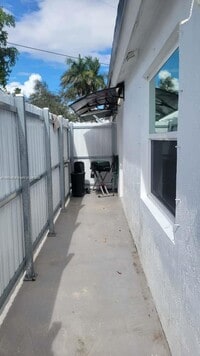 Building Photo - 13701 SW 180th Terrace