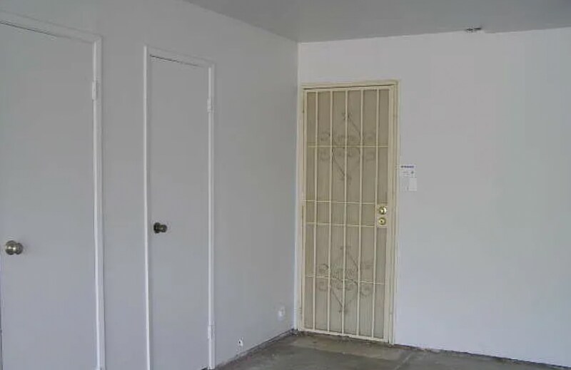 Building Photo - 1423 Del Rio Cir