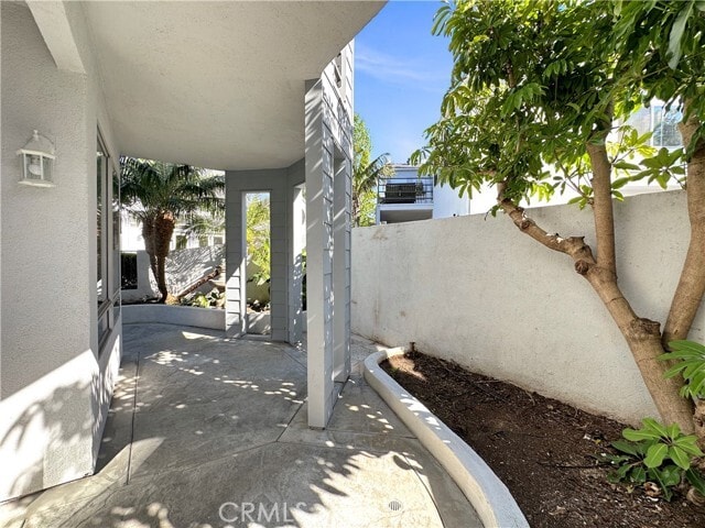 Building Photo - 24412 Lantern Hill Dr