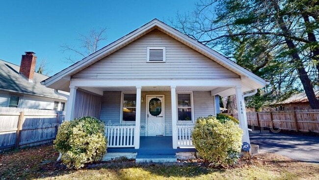 Primary Photo - 326 Spring St