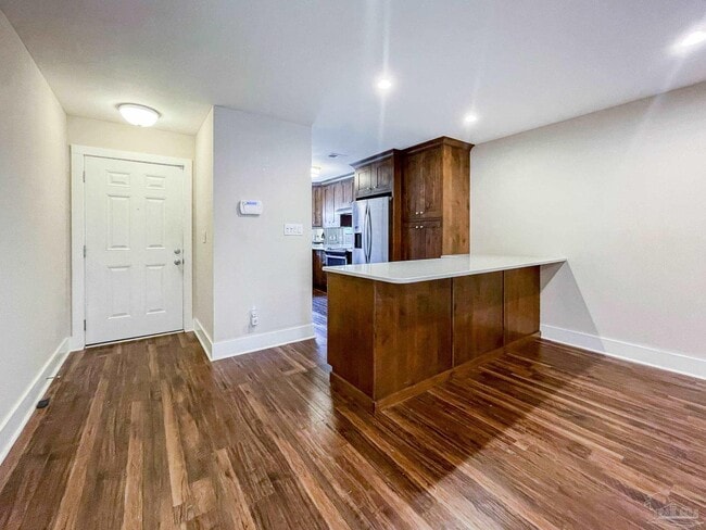 Building Photo - 3300 N Sugartree St