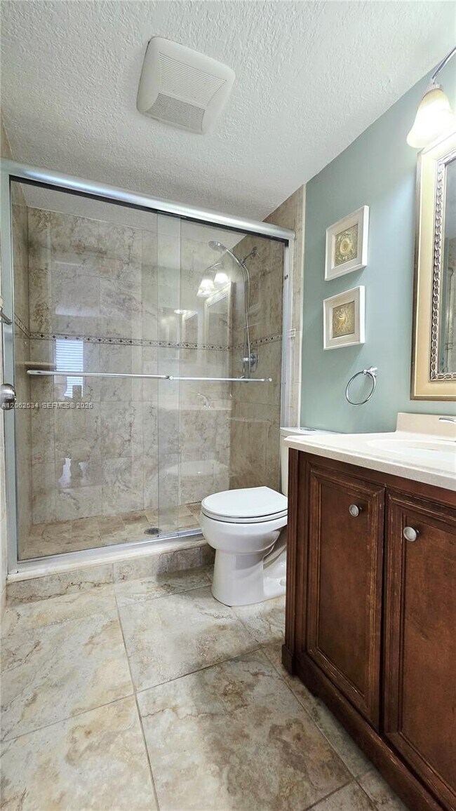 Building Photo - 202 Foxtail Dr