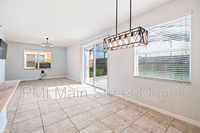 Building Photo - 541 Las Fuentes Dr