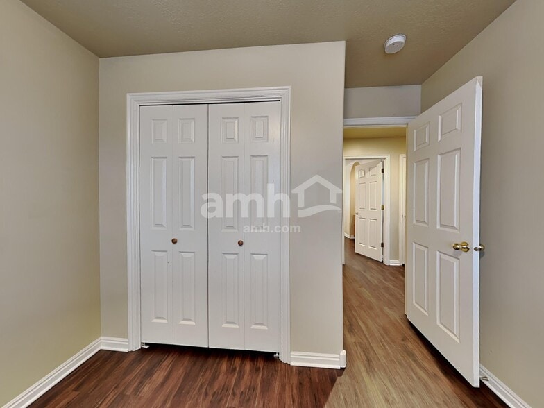 Building Photo - 1365 W 1700 S