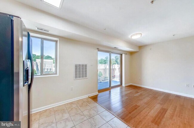 Building Photo - 4116 Ames St NE