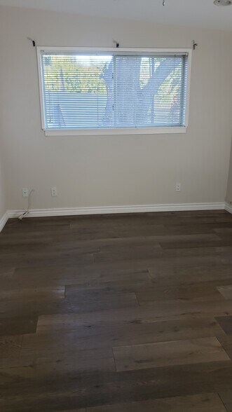 Building Photo - 18610 Paseo Nuevo Dr