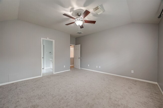 Building Photo - 2802 Burgess Hill Ct