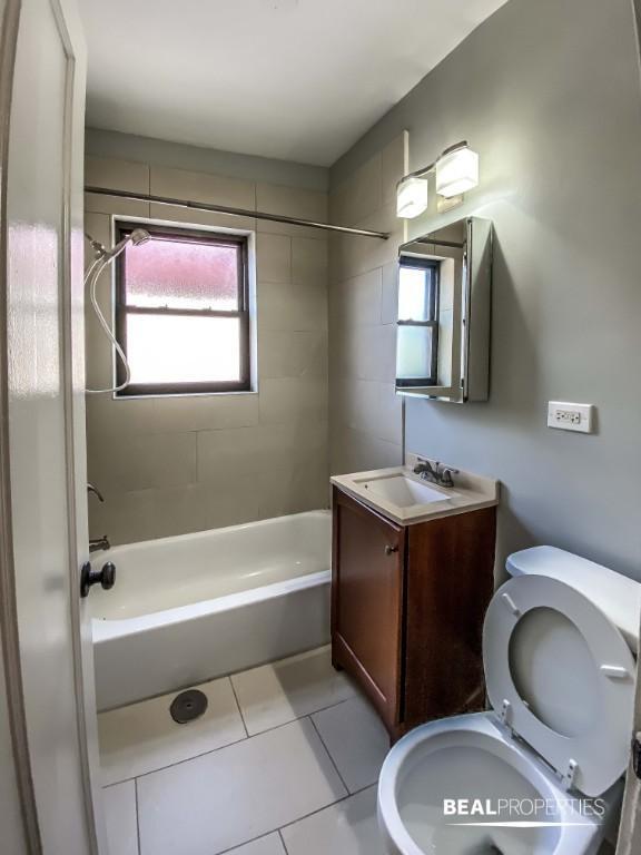 Building Photo - 0 bedroom in CHICAGO IL 60640