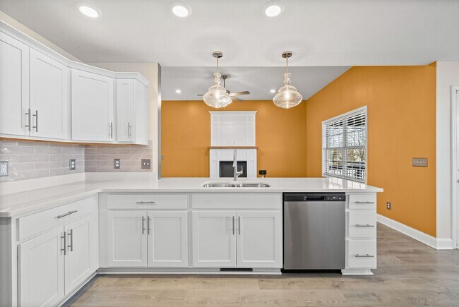 Building Photo - 1309 Shaughnessy Rd