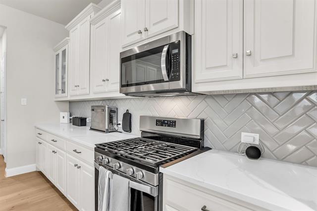 Building Photo - 3816 Lochwood Dr