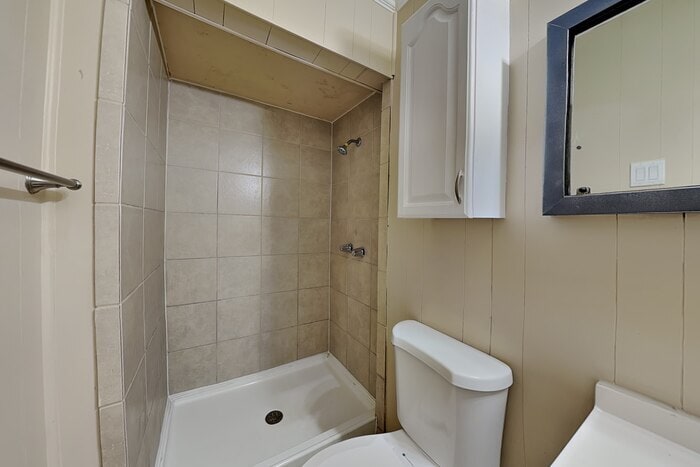 Building Photo - 13605 Janwood Ln